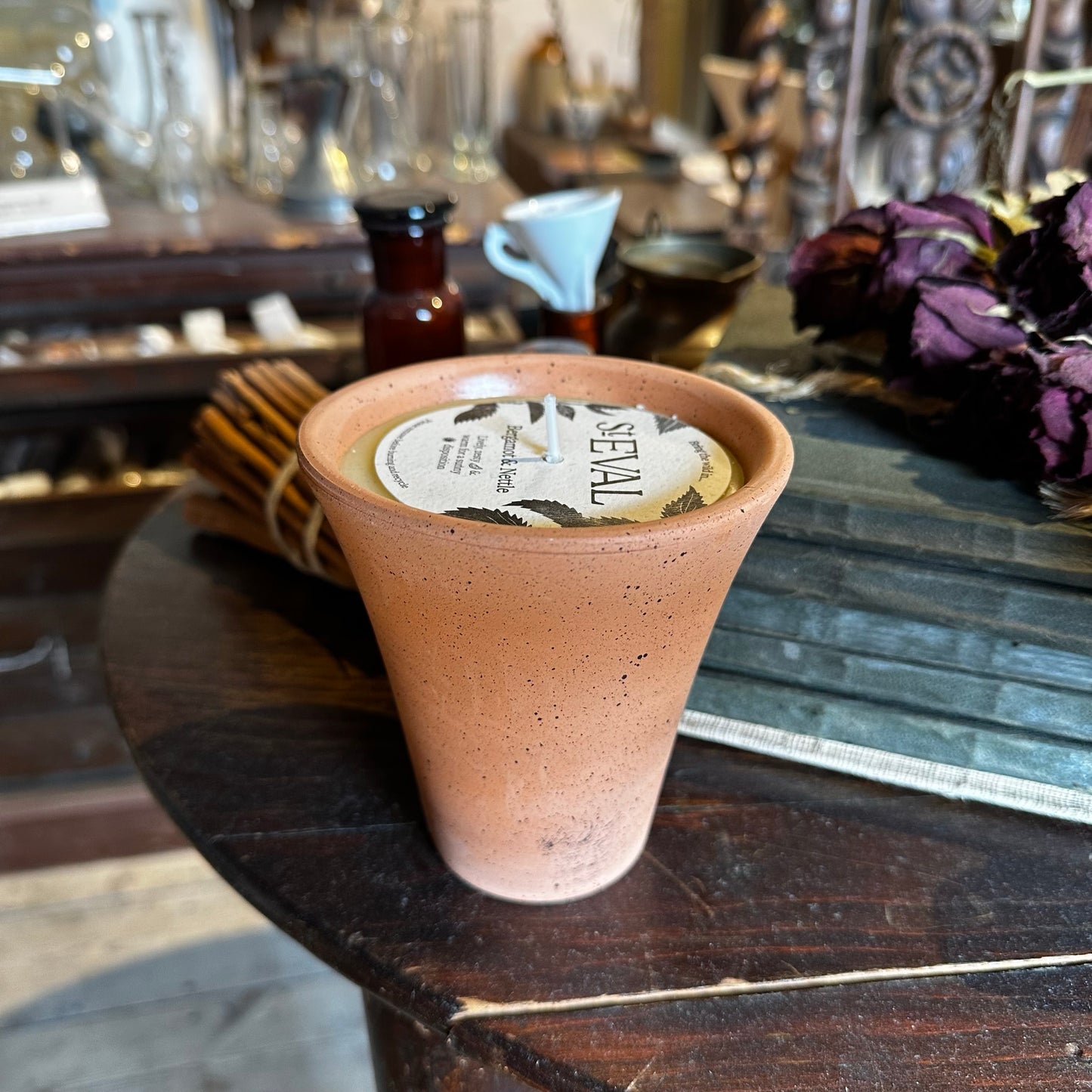 Victorian Herb Scented Candle: Bergamot & Nettle
