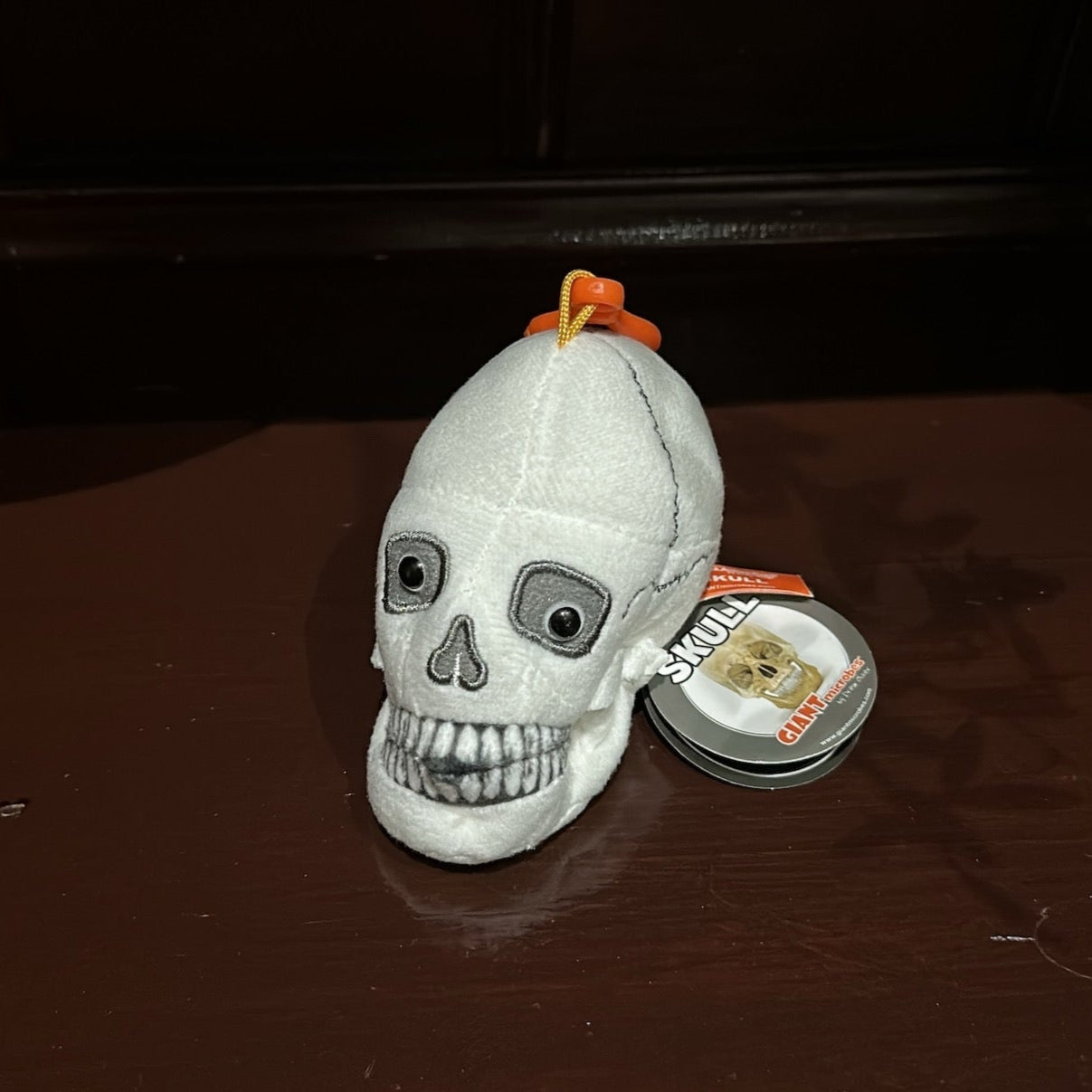 Giant Microbes Skull Keychain