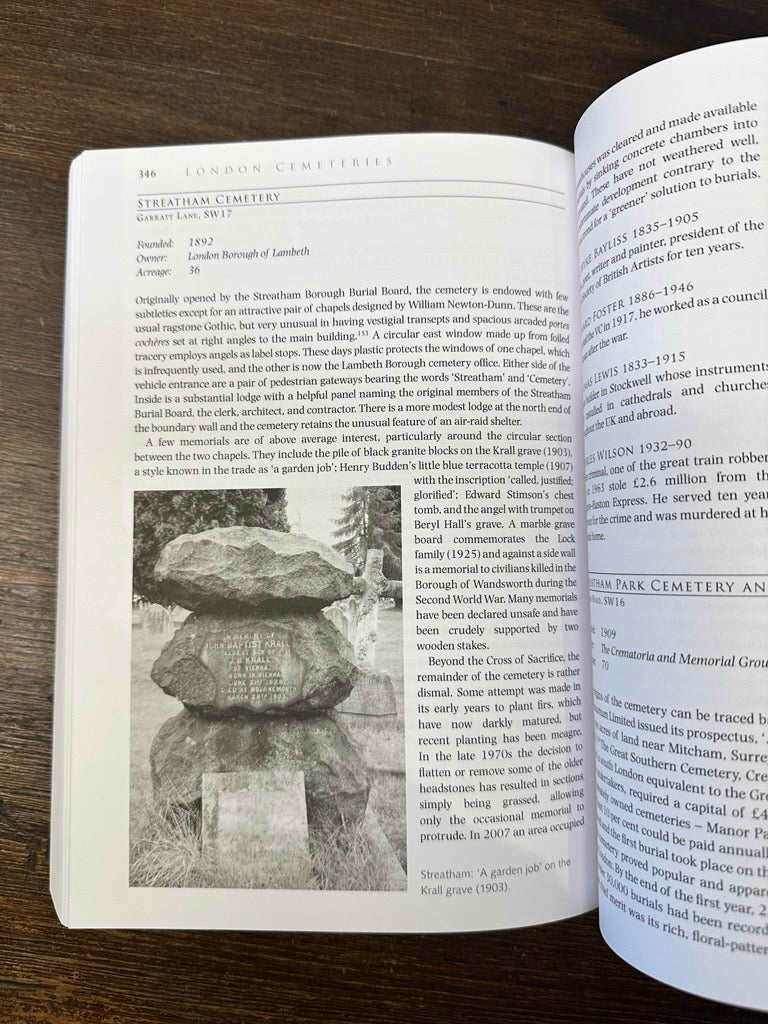 London Cemeteries: An Illustrated Guide and Gazetteer